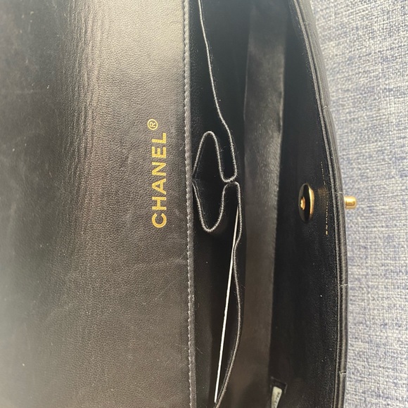 Chanel lambskin chocolate bar vintage bag east - Picture 13 of 14